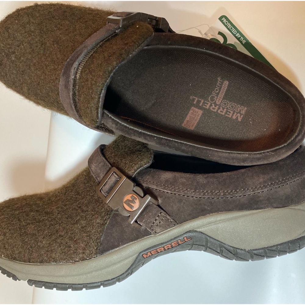 New Merrell Size 10 Slip On Mules Air Cushion Shoes.